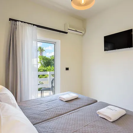 Eloque Simple Living Space