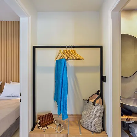 Lejlighedshotel Eloque Simple Living Space